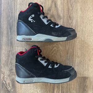 Shaq High Top Sneakers in Black